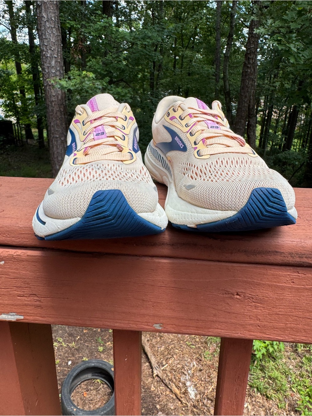 Brooks Adrenaline GTS 23 Women’s Running Shoes Size 7.5 apricot estate blue - Picture 4 of 10